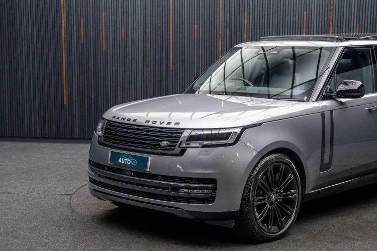 Vehicle Image 5