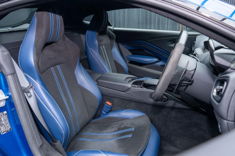 Vehicle Image 33
