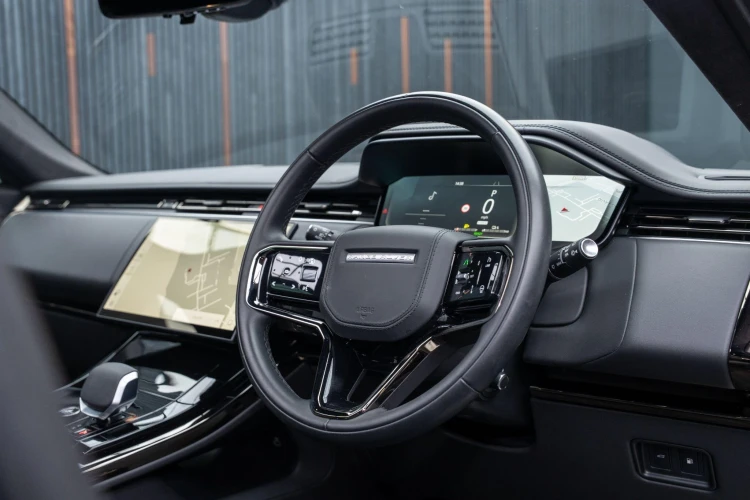 Vehicle Image 30