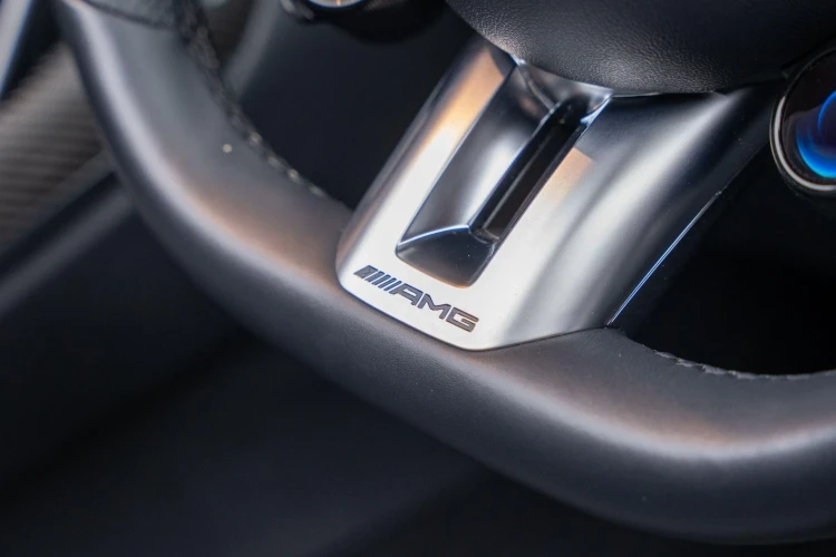 Vehicle Image 36