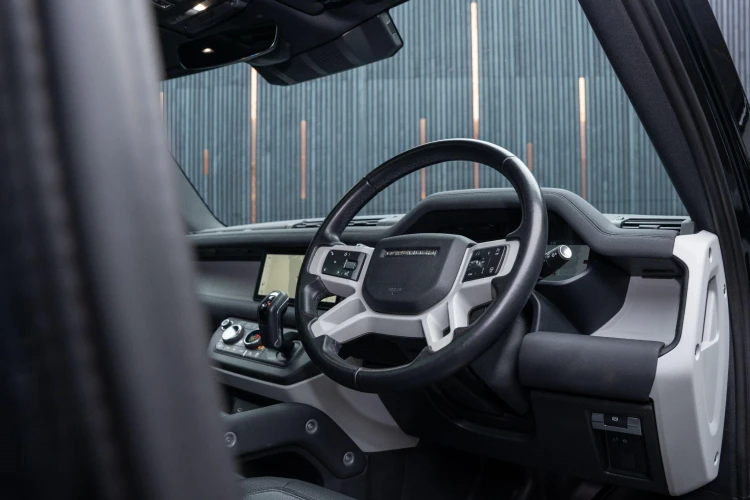 Vehicle Image 40