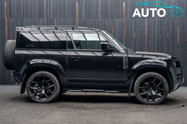Vehicle Image 11