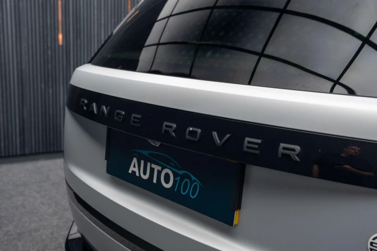 Vehicle Image 23