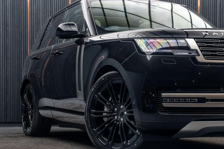 Vehicle Image 7