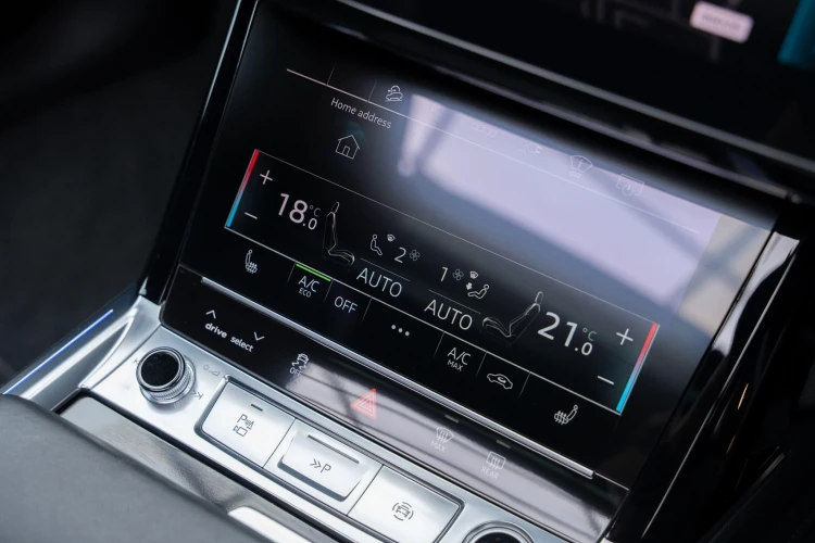 Vehicle Image 18