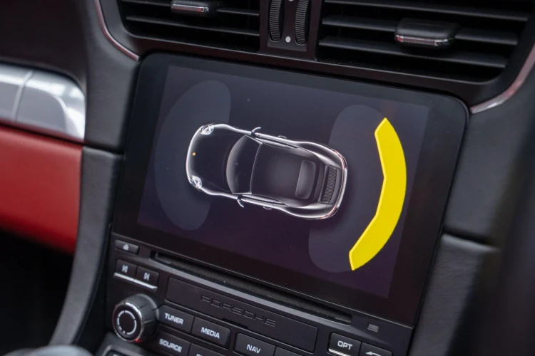 Vehicle Image 10