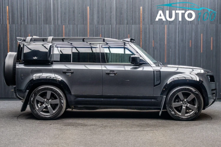 Vehicle Image 11