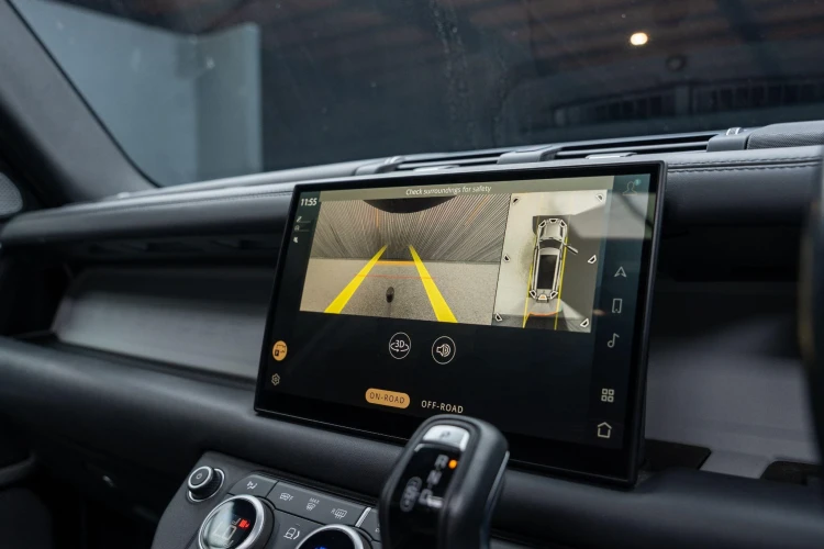 Vehicle Image 10