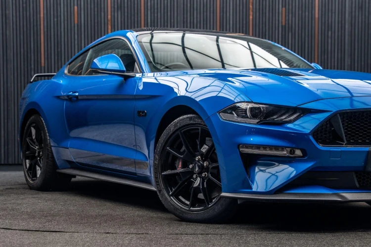 Vehicle Image 7