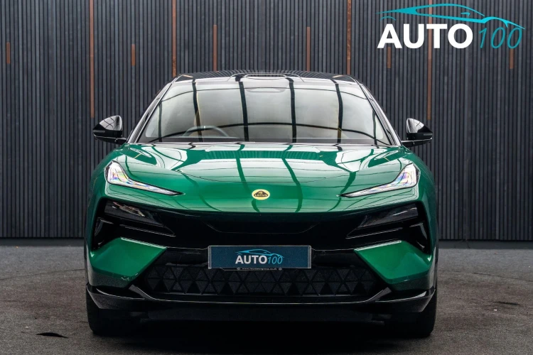 Vehicle Image 9