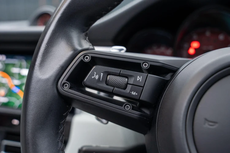 Vehicle Image 22