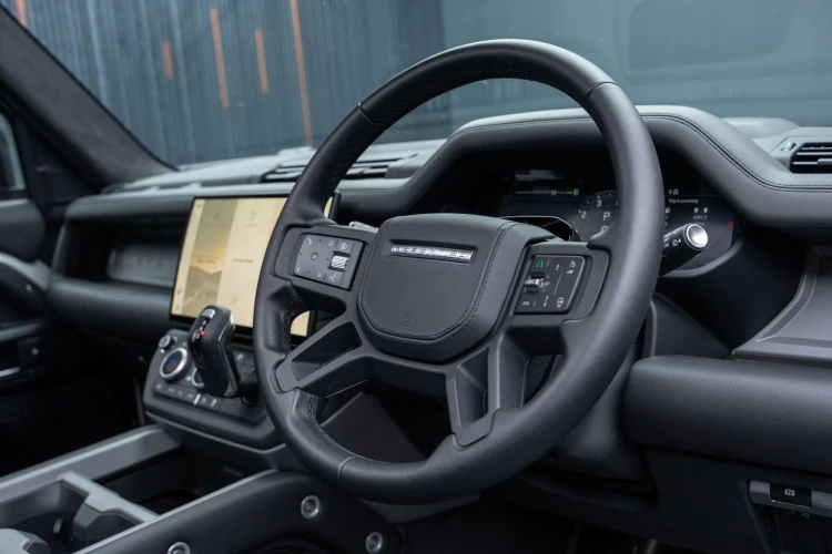 Vehicle Image 35