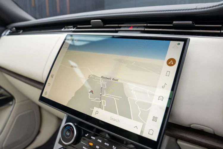 Vehicle Image 8