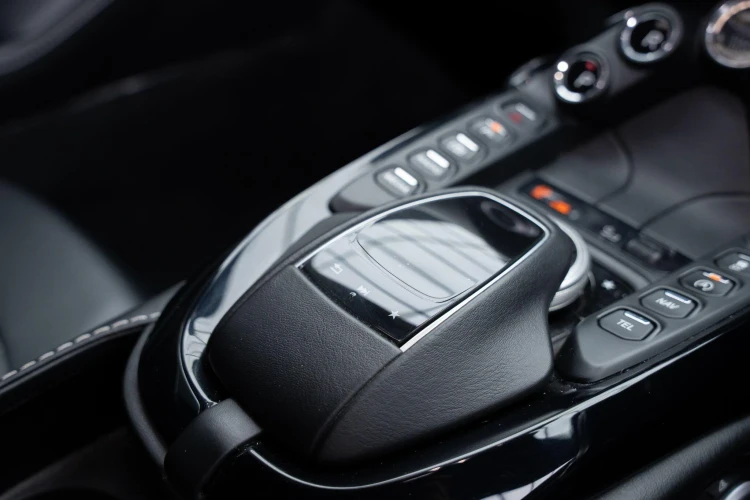 Vehicle Image 24