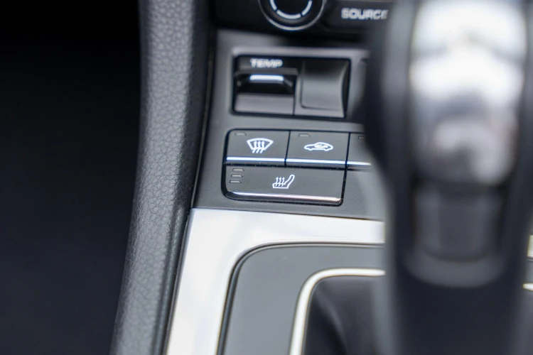 Vehicle Image 20