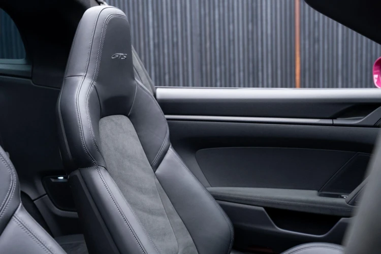 Vehicle Image 48