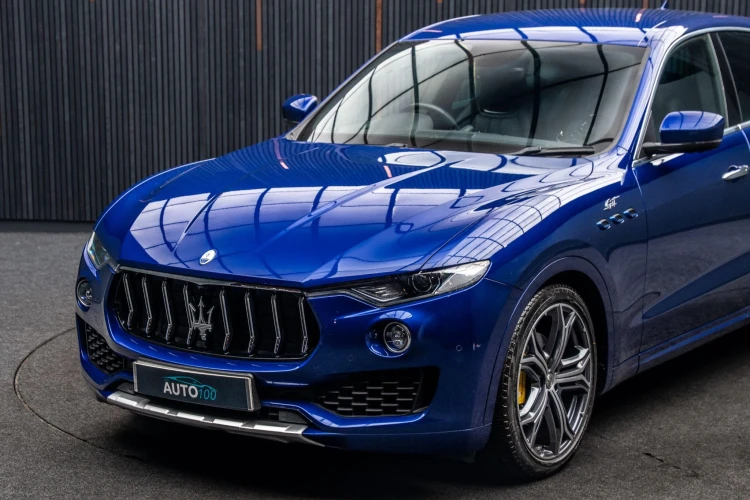 Vehicle Image 11