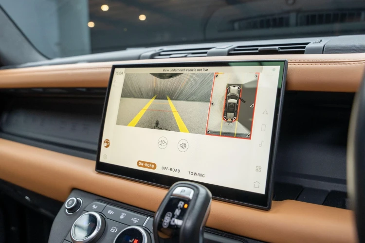 Vehicle Image 10