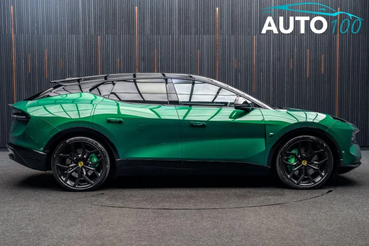 Vehicle Image 11