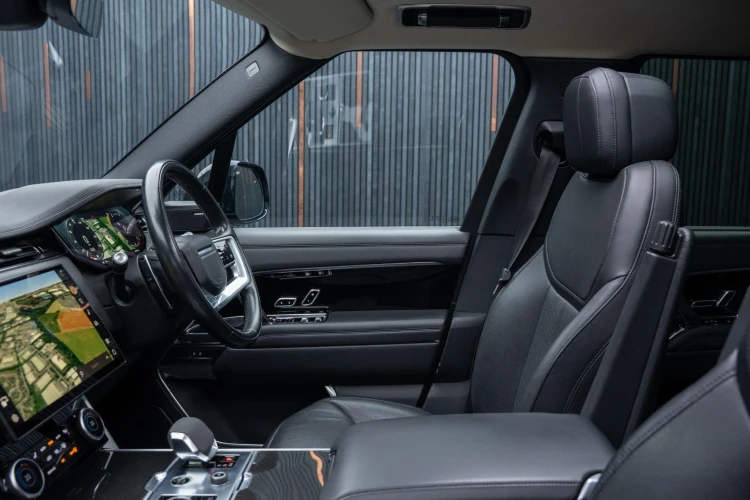 Vehicle Image 45