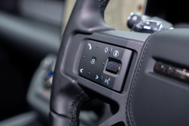 Vehicle Image 33