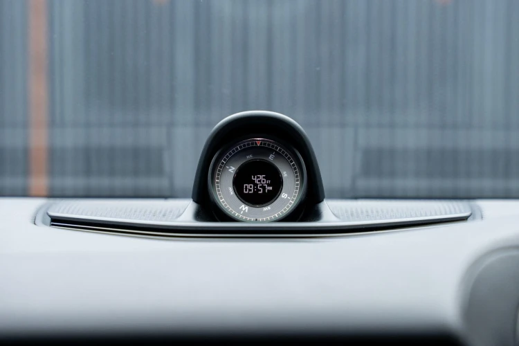 Vehicle Image 8