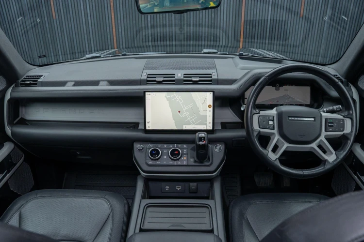 Vehicle Image 42
