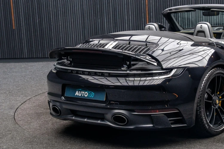 Vehicle Image 19