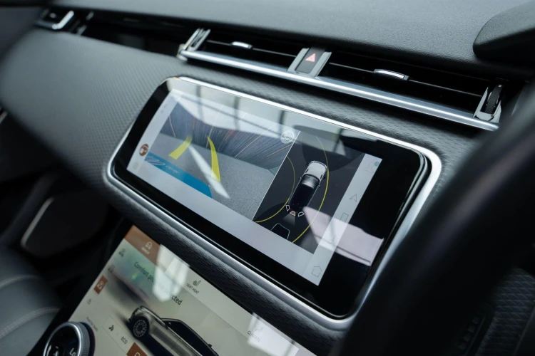 Vehicle Image 10