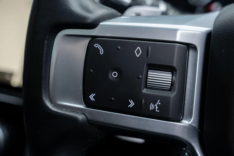 Vehicle Image 36