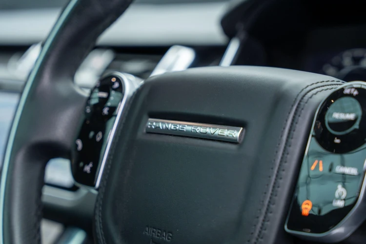 Vehicle Image 30