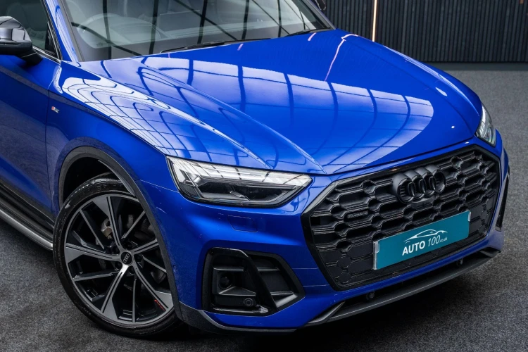 Vehicle Image 11