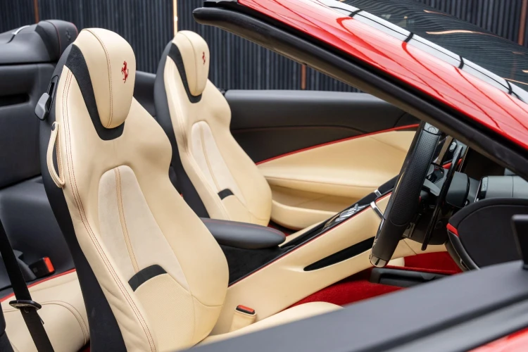 Vehicle Image 30