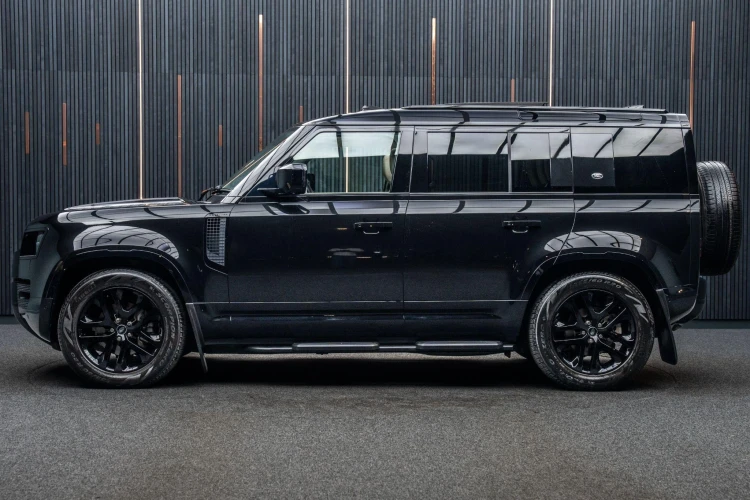 Vehicle Image 9