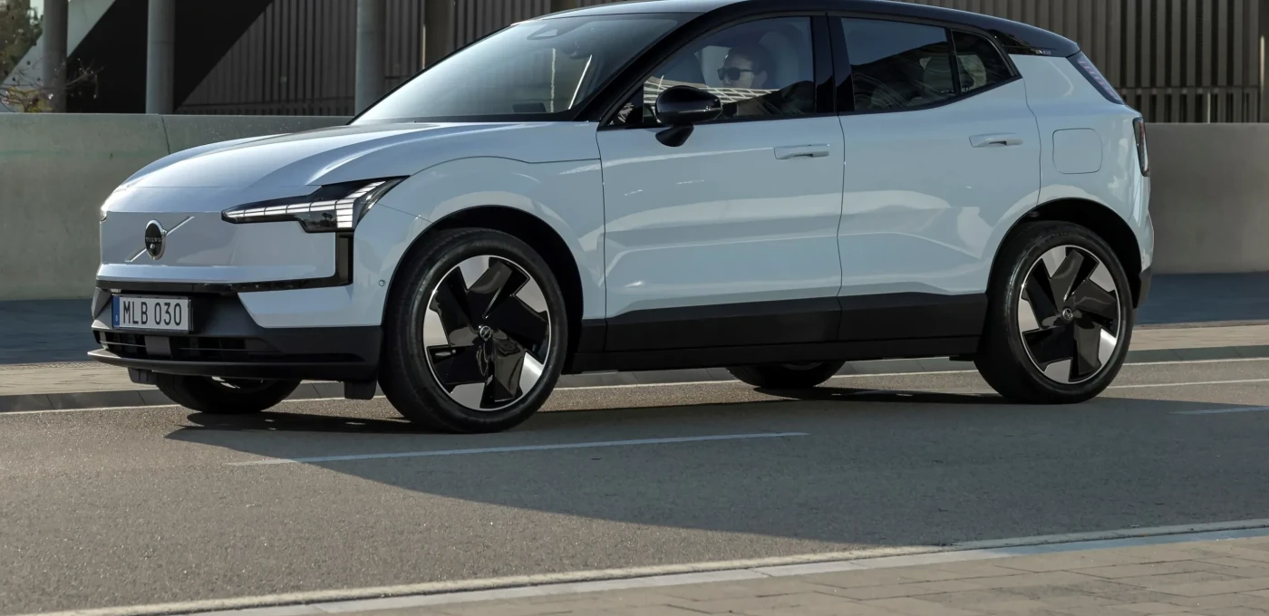 318908_Volvo_EX30_Cloud_Blue_Exterior.jpg Image Text