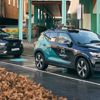 Volvo Cars tests new wireless charging technology