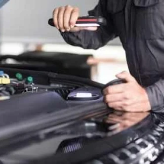 Apprenticeship Technician: Education that pays from the very begining.