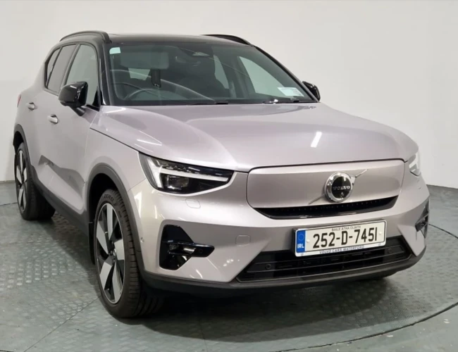 Volvo EX40