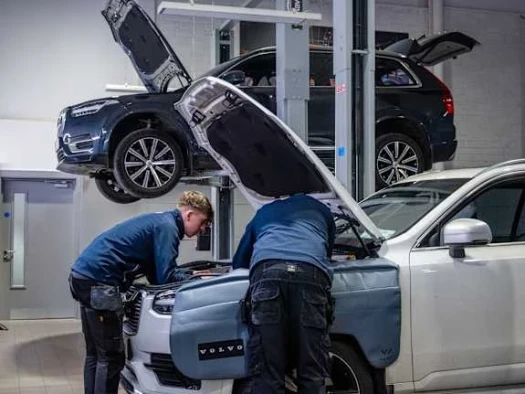 Why service with Connolly's Volvo Cars?