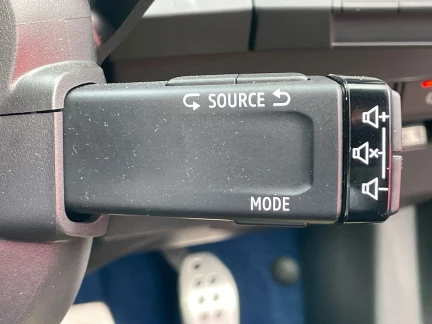 Vehicle Thumbnail 18