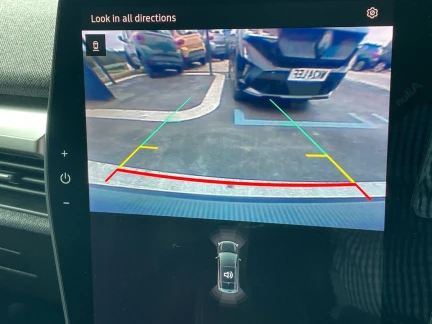 Vehicle Thumbnail 16