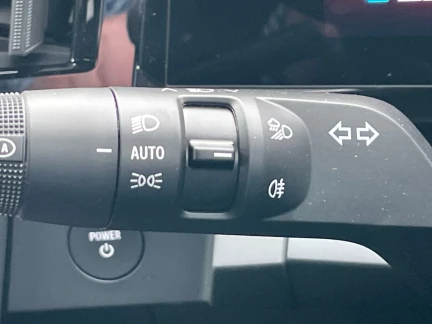Vehicle Thumbnail 24