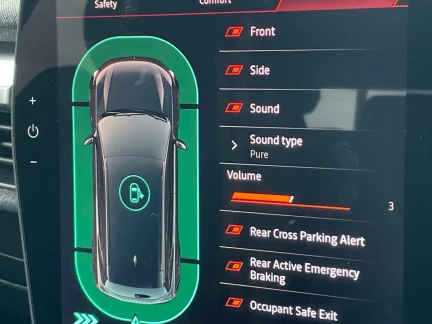 Vehicle Thumbnail 28
