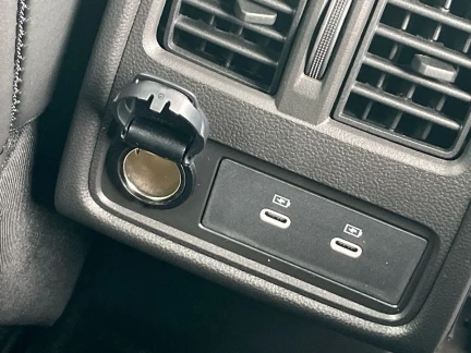 Vehicle Thumbnail 23