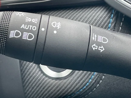 Vehicle Thumbnail 26