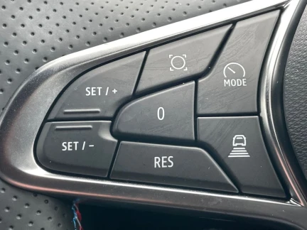 Vehicle Thumbnail 28