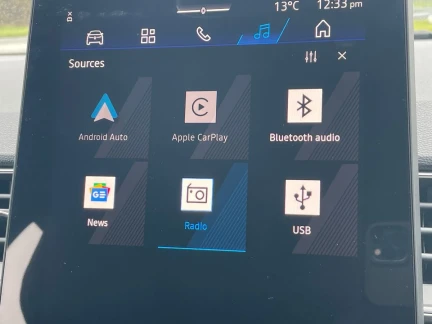 Vehicle Thumbnail 32