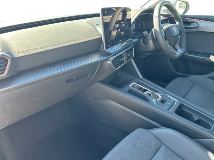 Vehicle Thumbnail 10