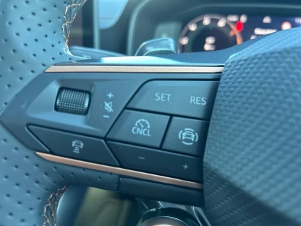 Vehicle Thumbnail 18