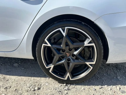 Vehicle Thumbnail 22